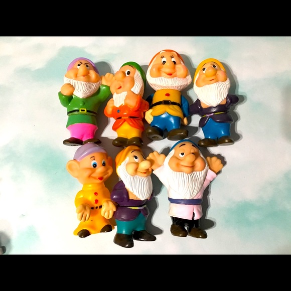 DISNEY RETRO Snow White And Seven Dwarfs SqueakToy - Picture 12 of 14